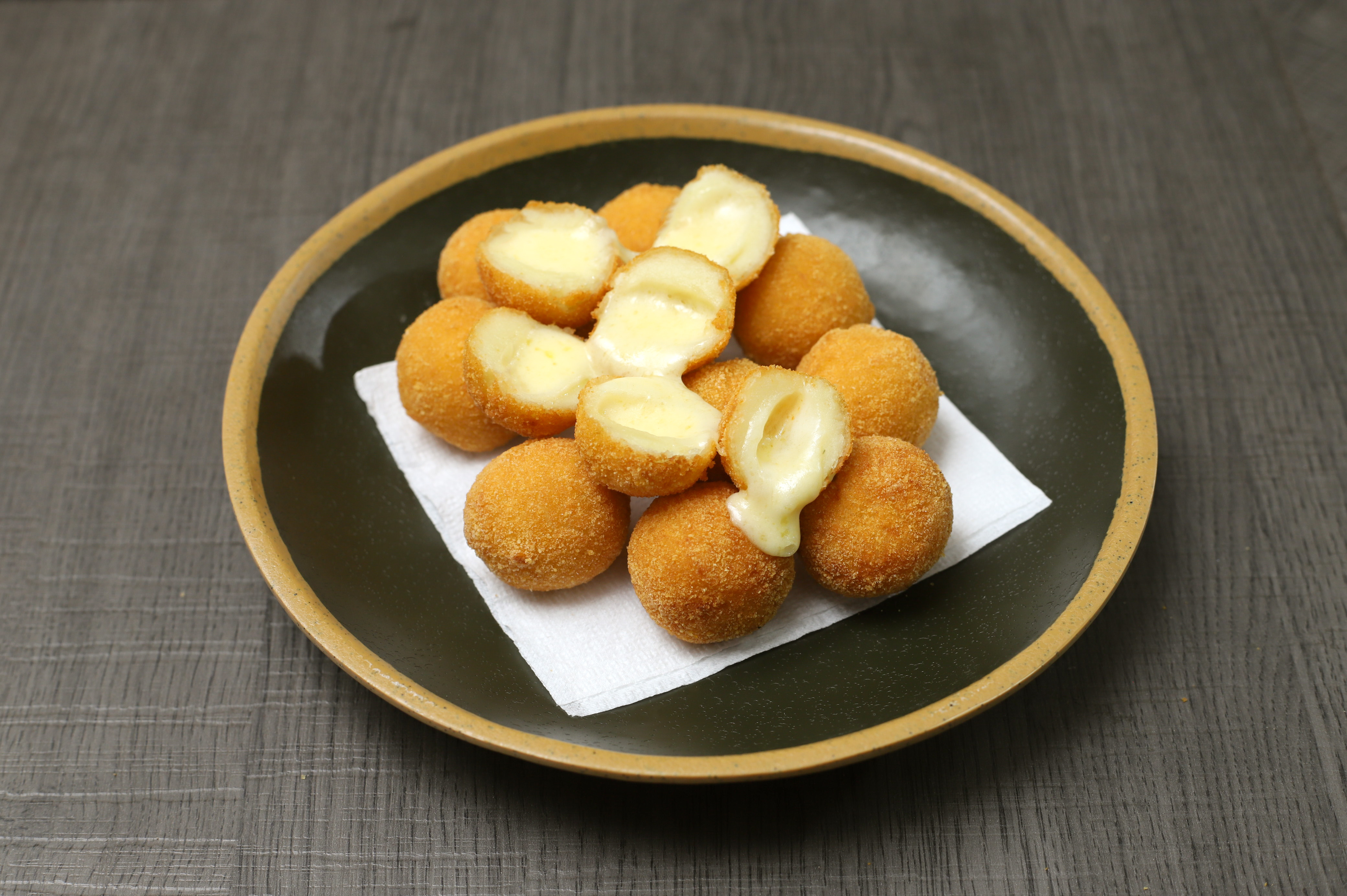 Bolinho de queijo