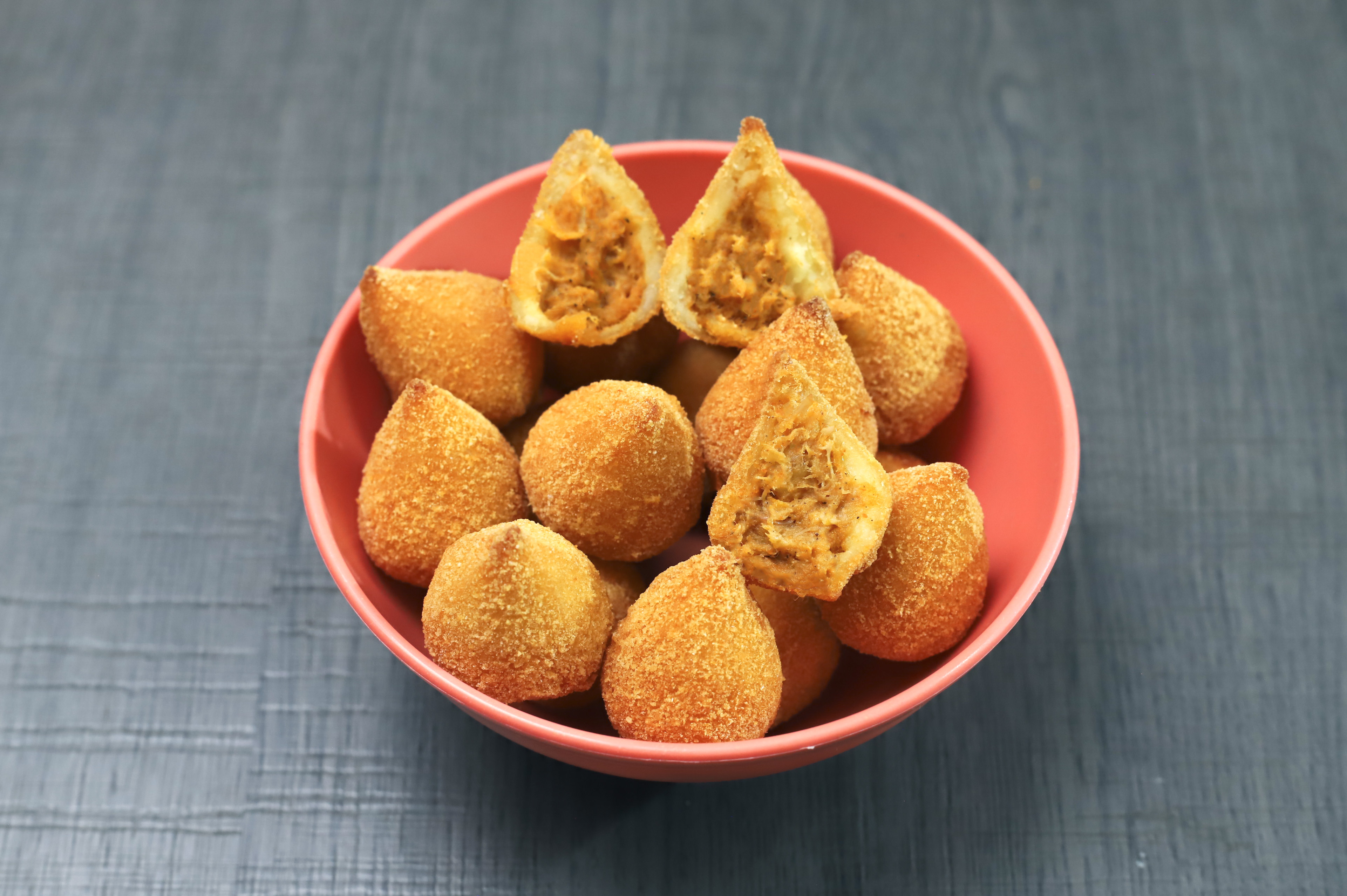 Coxinha de pernil
